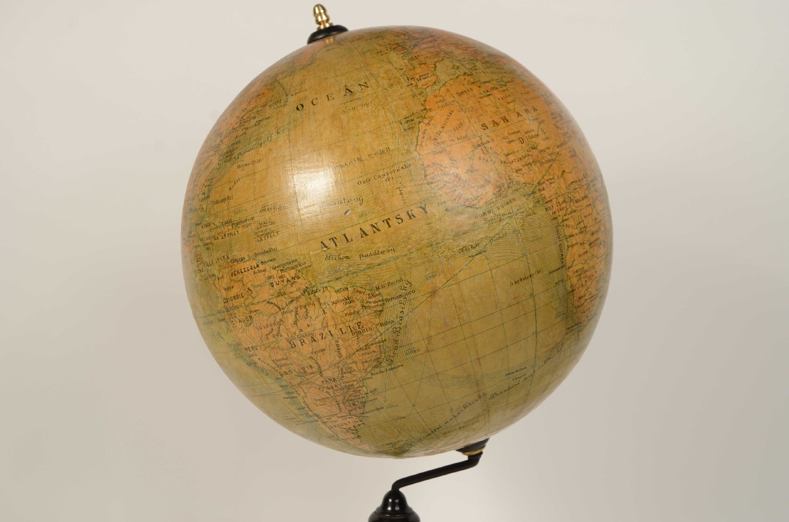 Globi-mappamondi antichi/709-Globo Terrestre