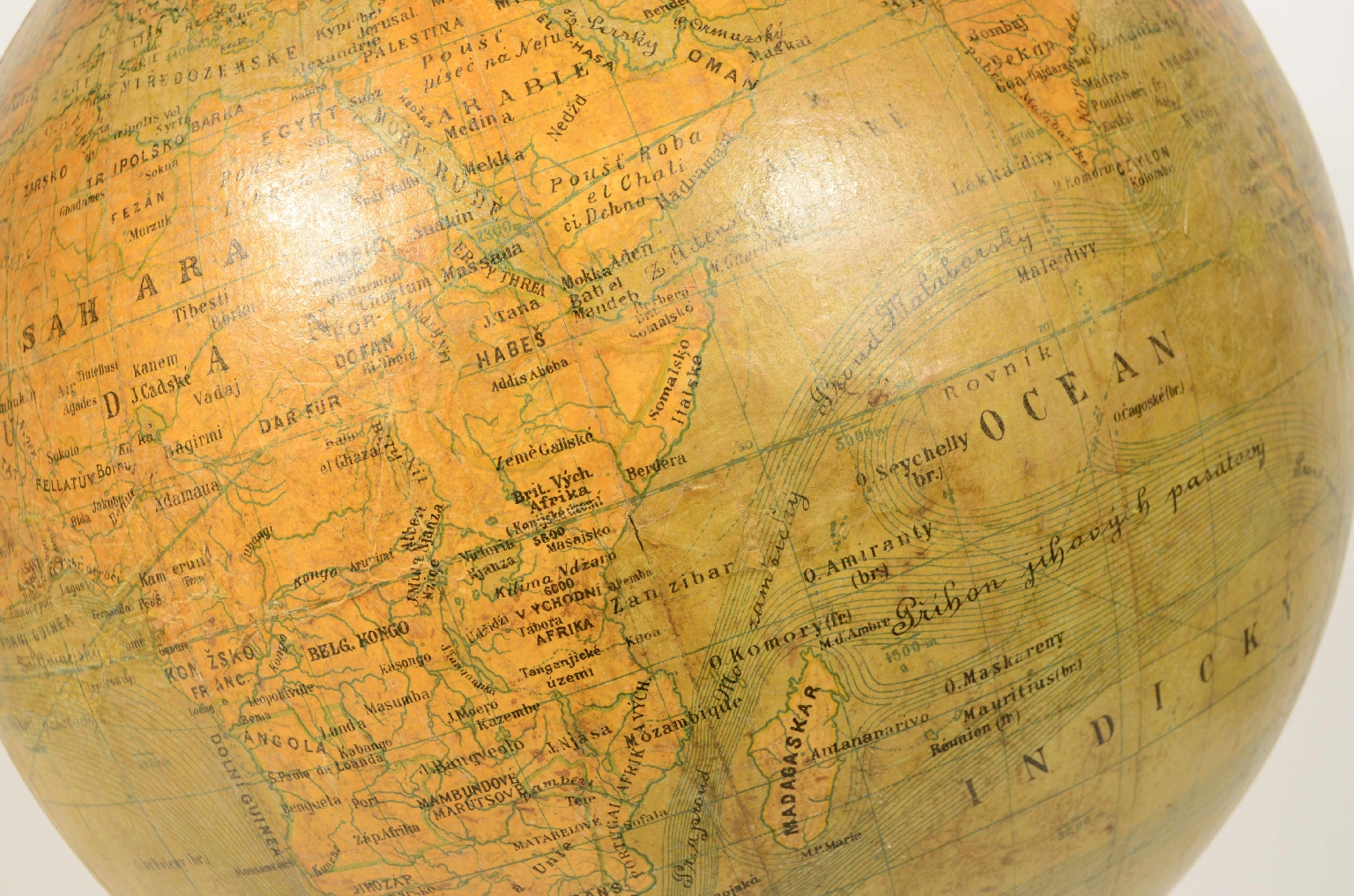 Antique globes-world maps/709-Terrestrial Globe