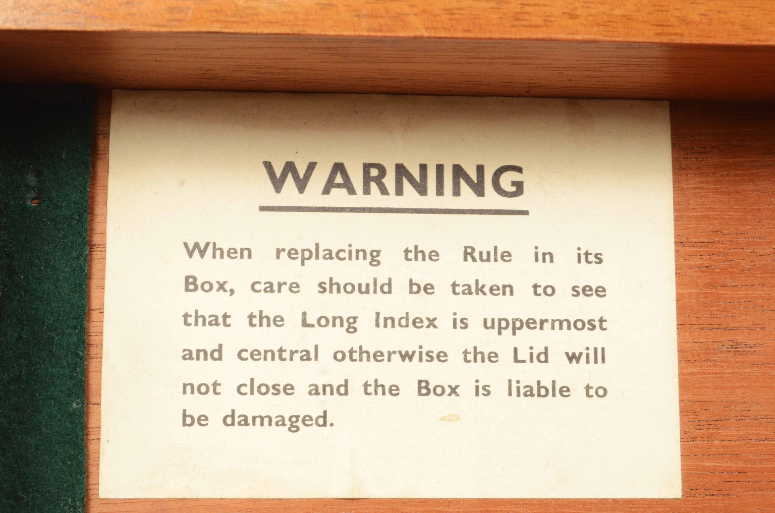 Antique measuring instruments/7115-Slide-Rule