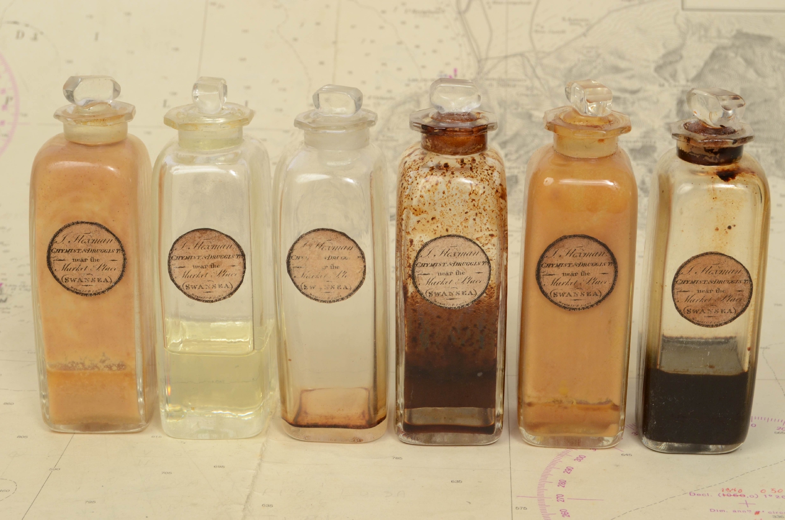 Strumenti medici d'epoca/7136-Farmacia di Bordo