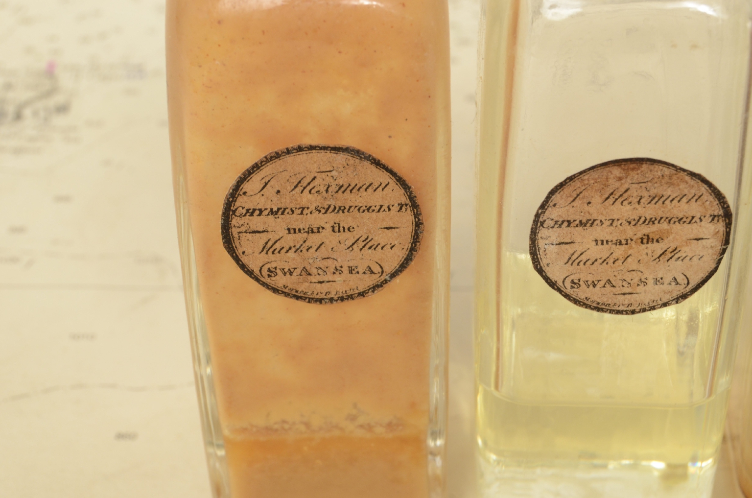 Strumenti medici d'epoca/7136-Farmacia di Bordo