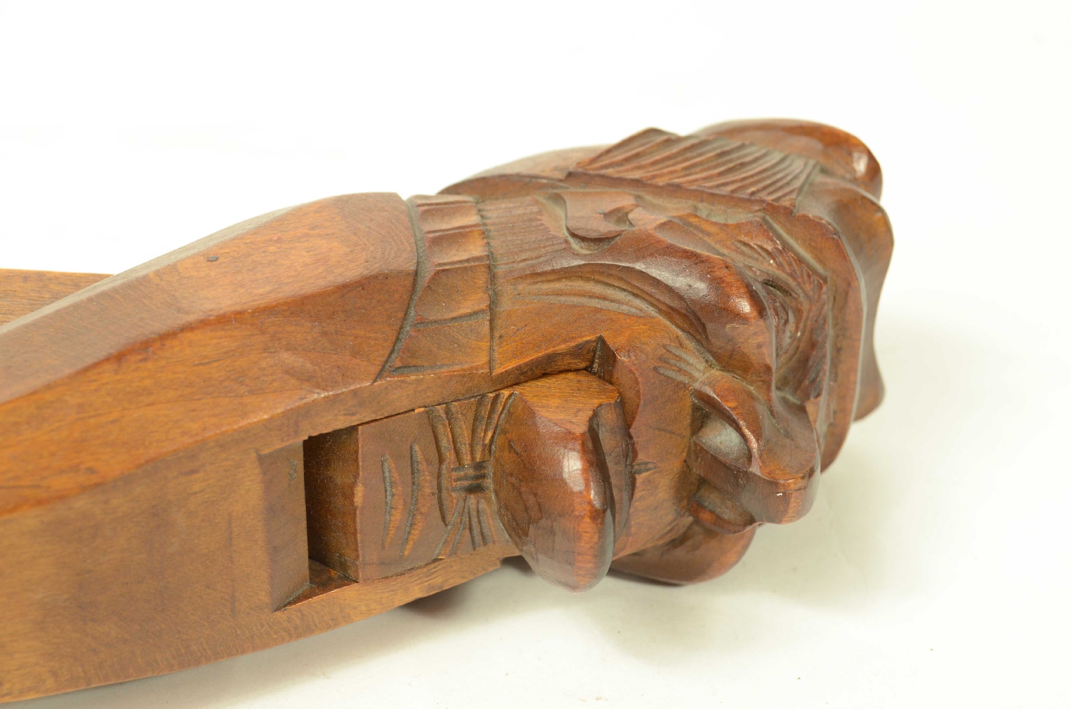 Peculiarity/716-Nutcracker