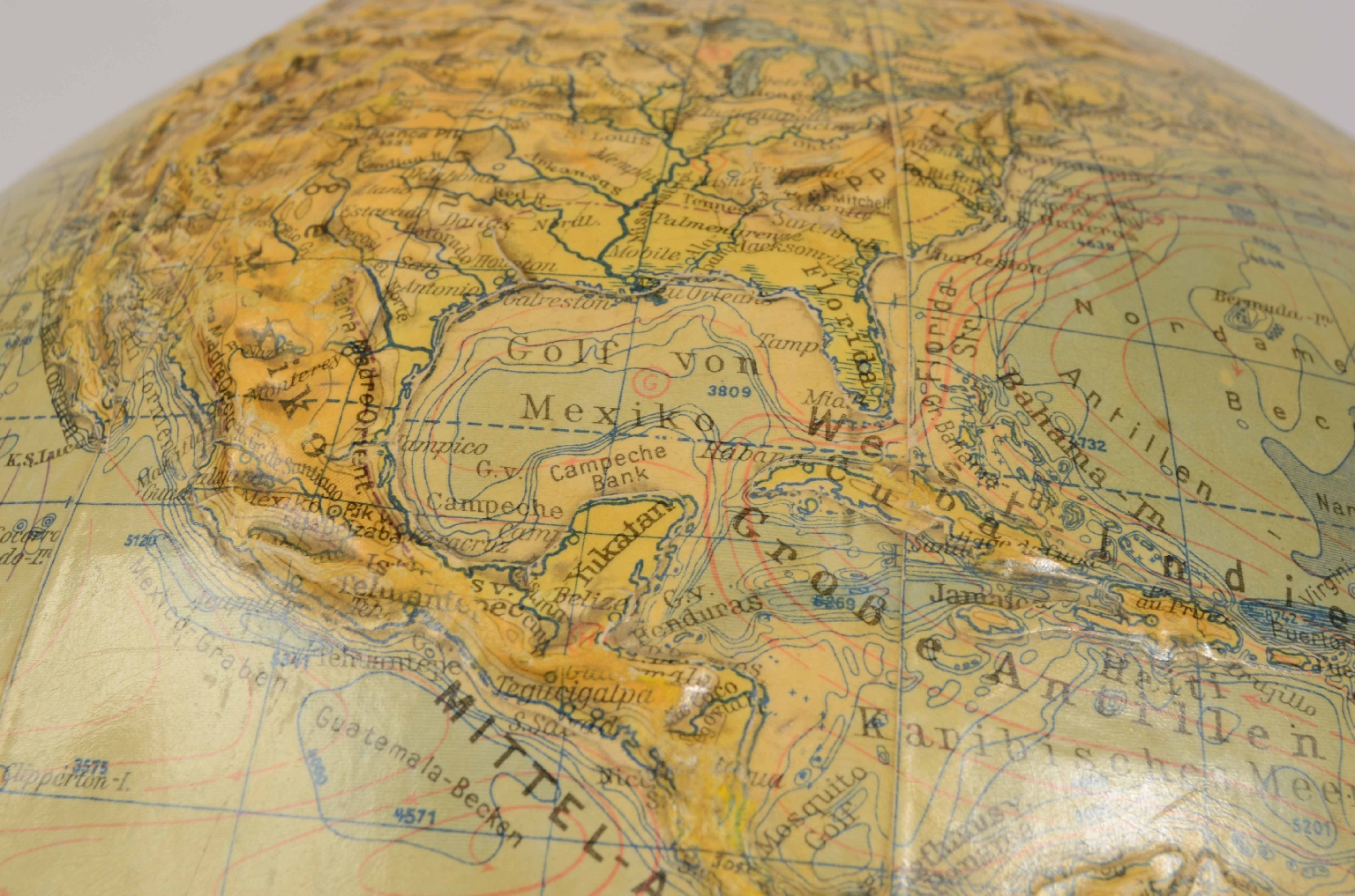 Antique globes-world maps/7213-Terrestrial Globe