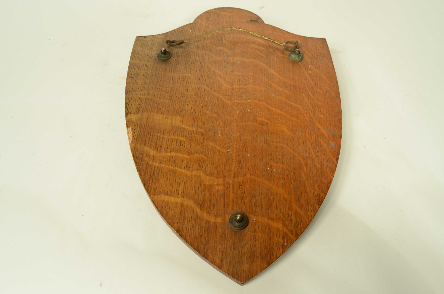 Peculiarity/724-Trophy Shield