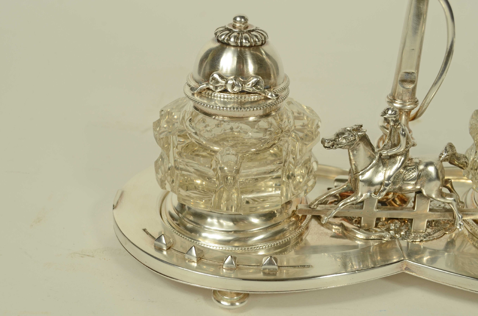 Peculiarity/728-Equestrian Inkwell