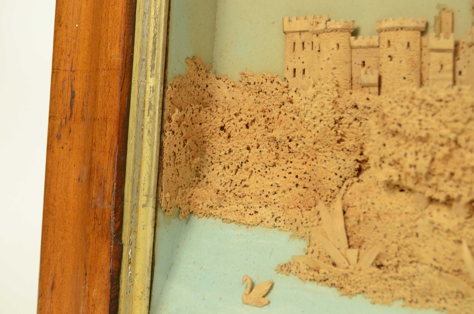 Peculiarity/733-Cork Diorama