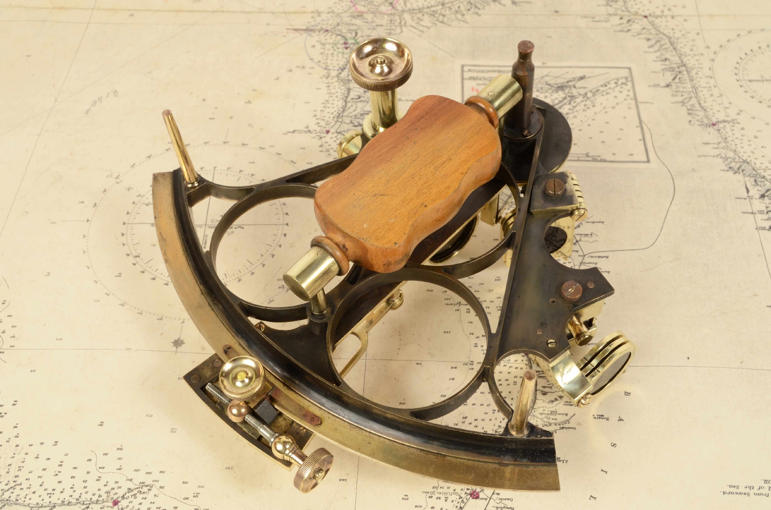 Nautical antiques/7353-Antique Sextant