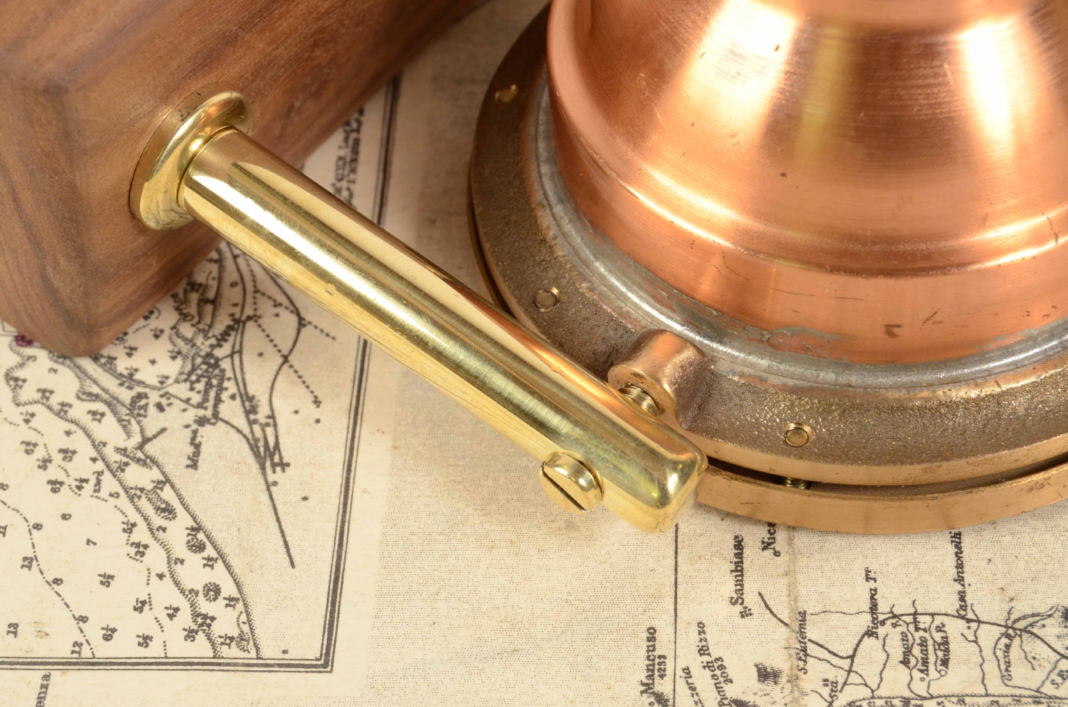 Antique compasses/7358-Nautical Compass