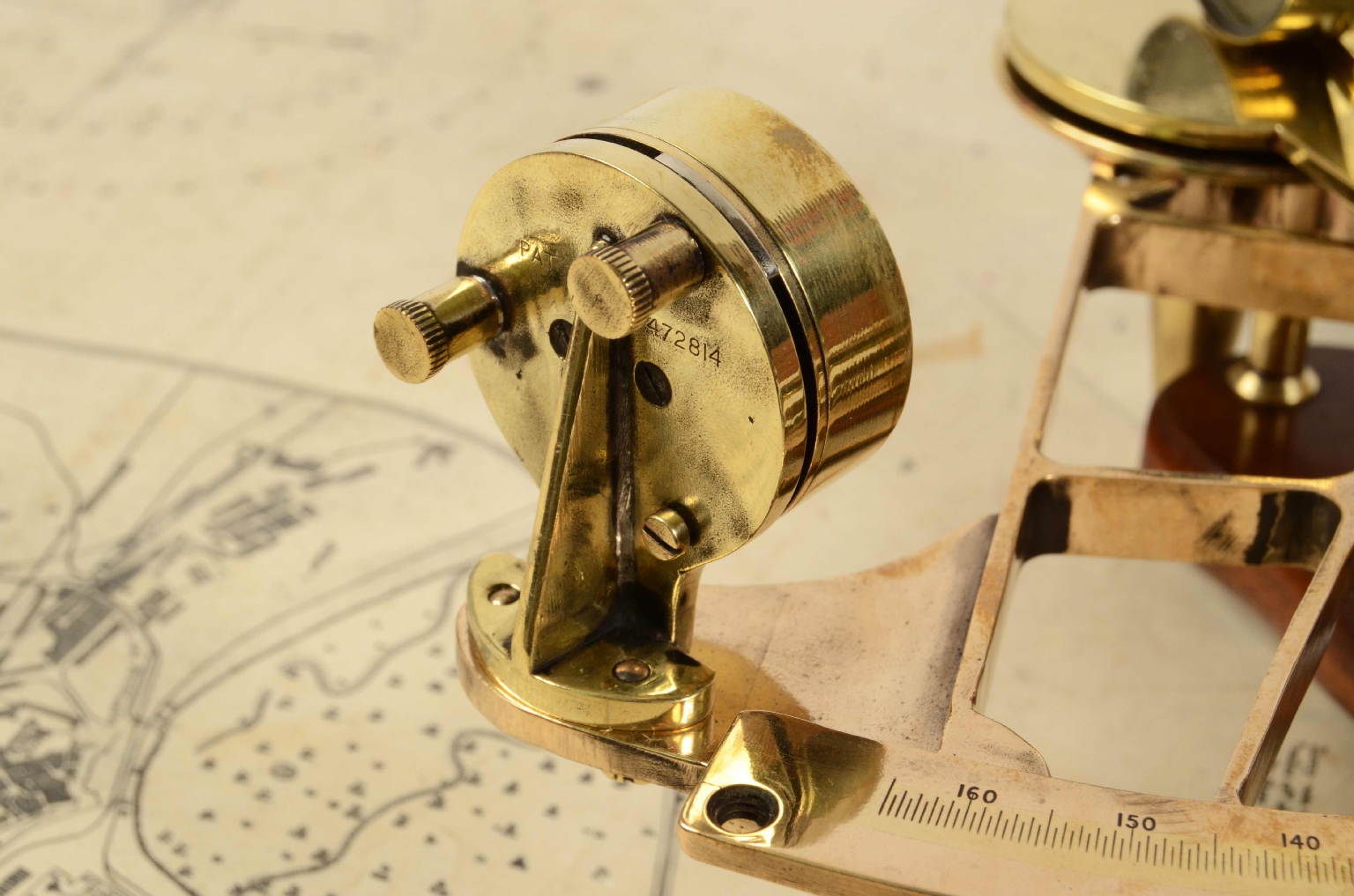 Nautical antiques/7370-Antique Sextant