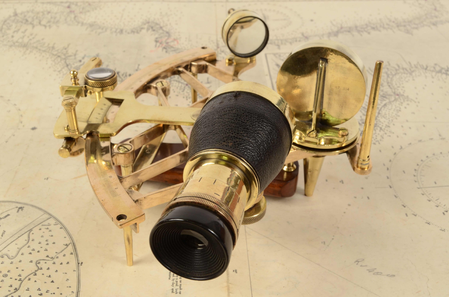 Antiquariato nautico/7370-Sestante Antico
