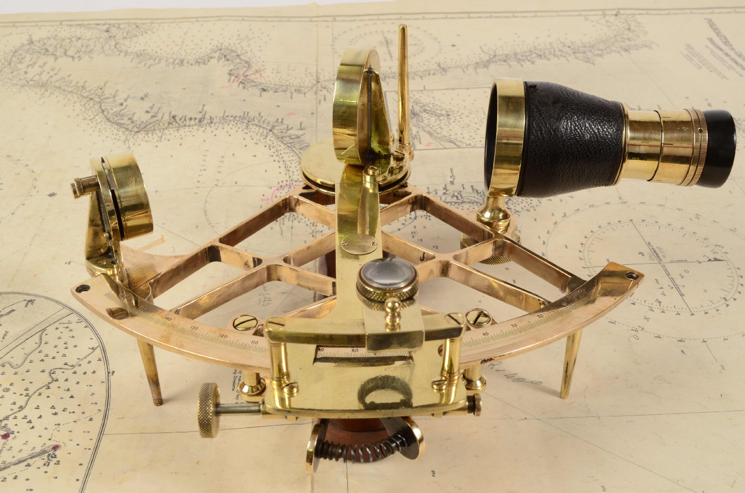 Nautical antiques/7370-Antique Sextant