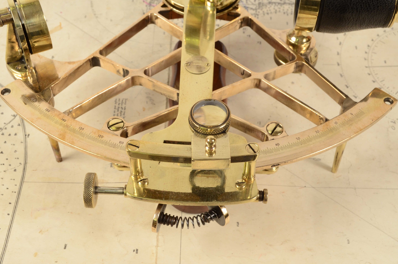 Nautical antiques/7370-Antique Sextant