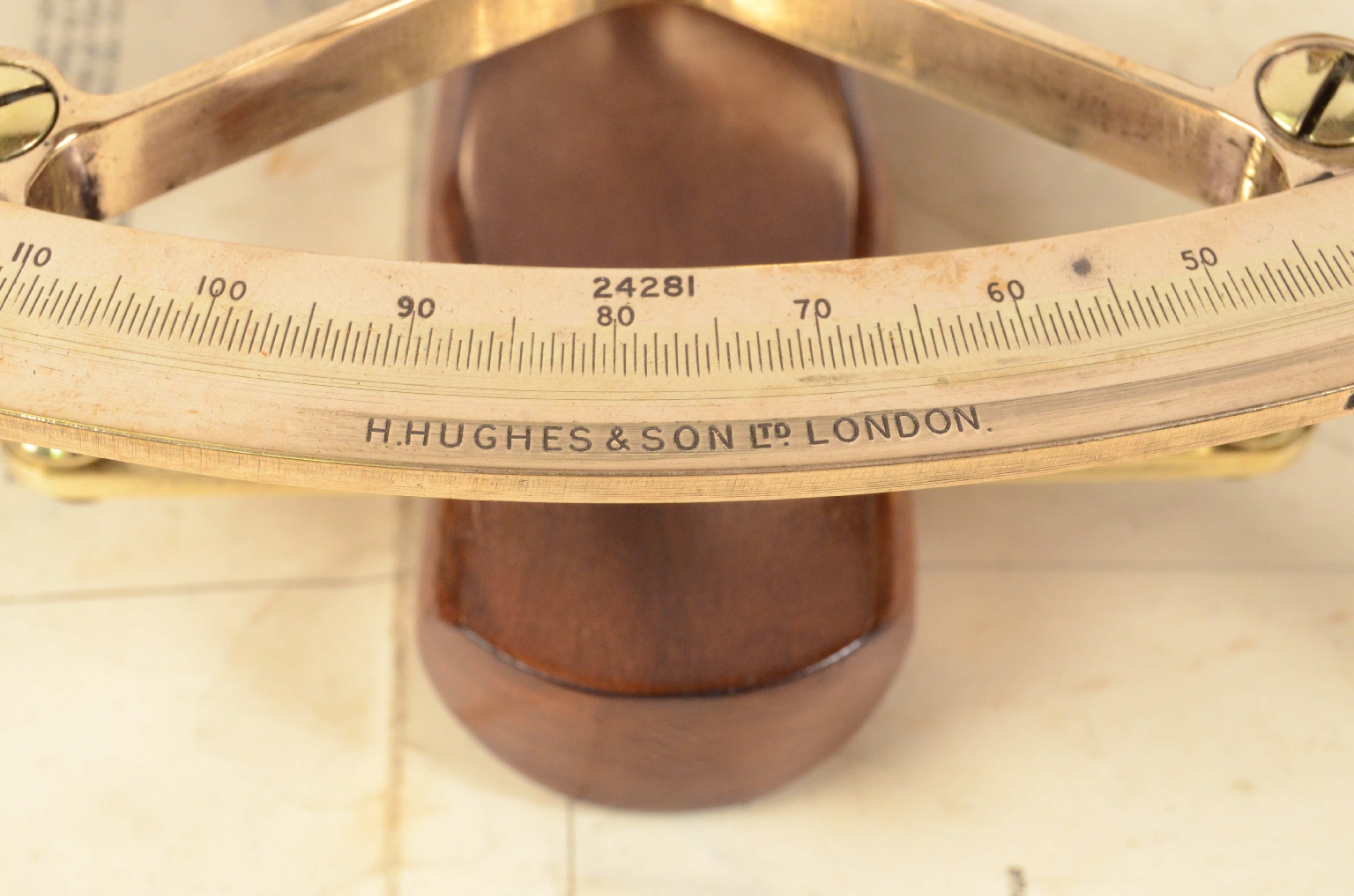 Nautical antiques/7370-Antique Sextant