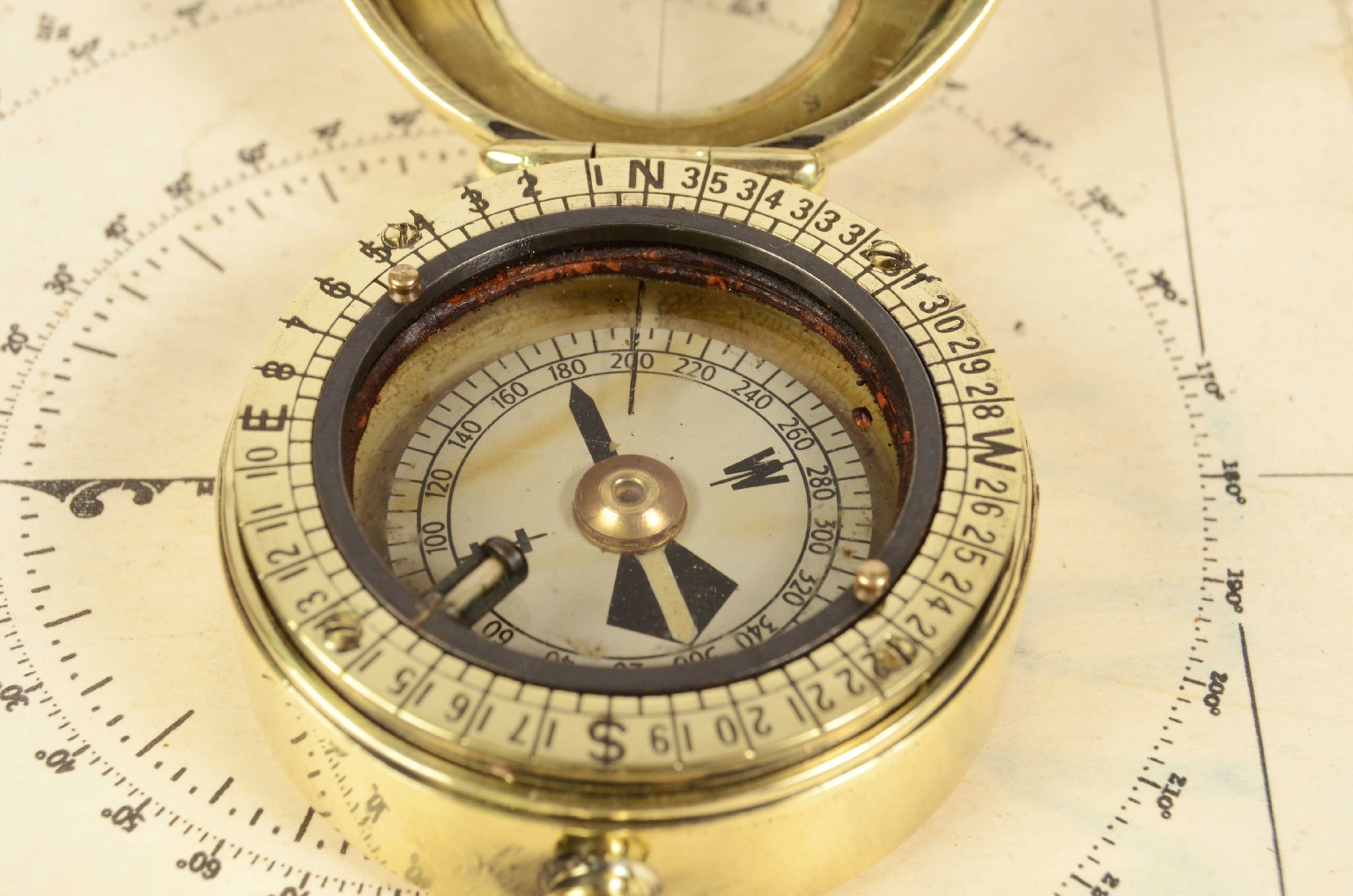 Antique compasses/7374-Pocket Compass