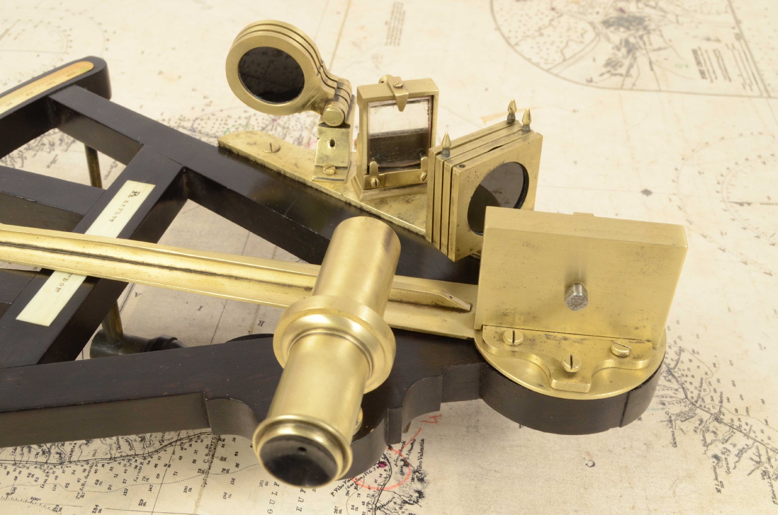 Nautical antiques/7384-Octant