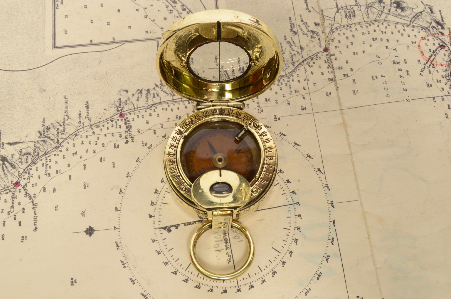 Antique compasses/7456-Pocket Nautical Compass