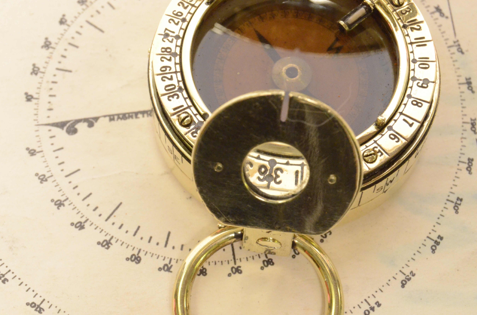 Antique compasses/7456-Pocket Nautical Compass