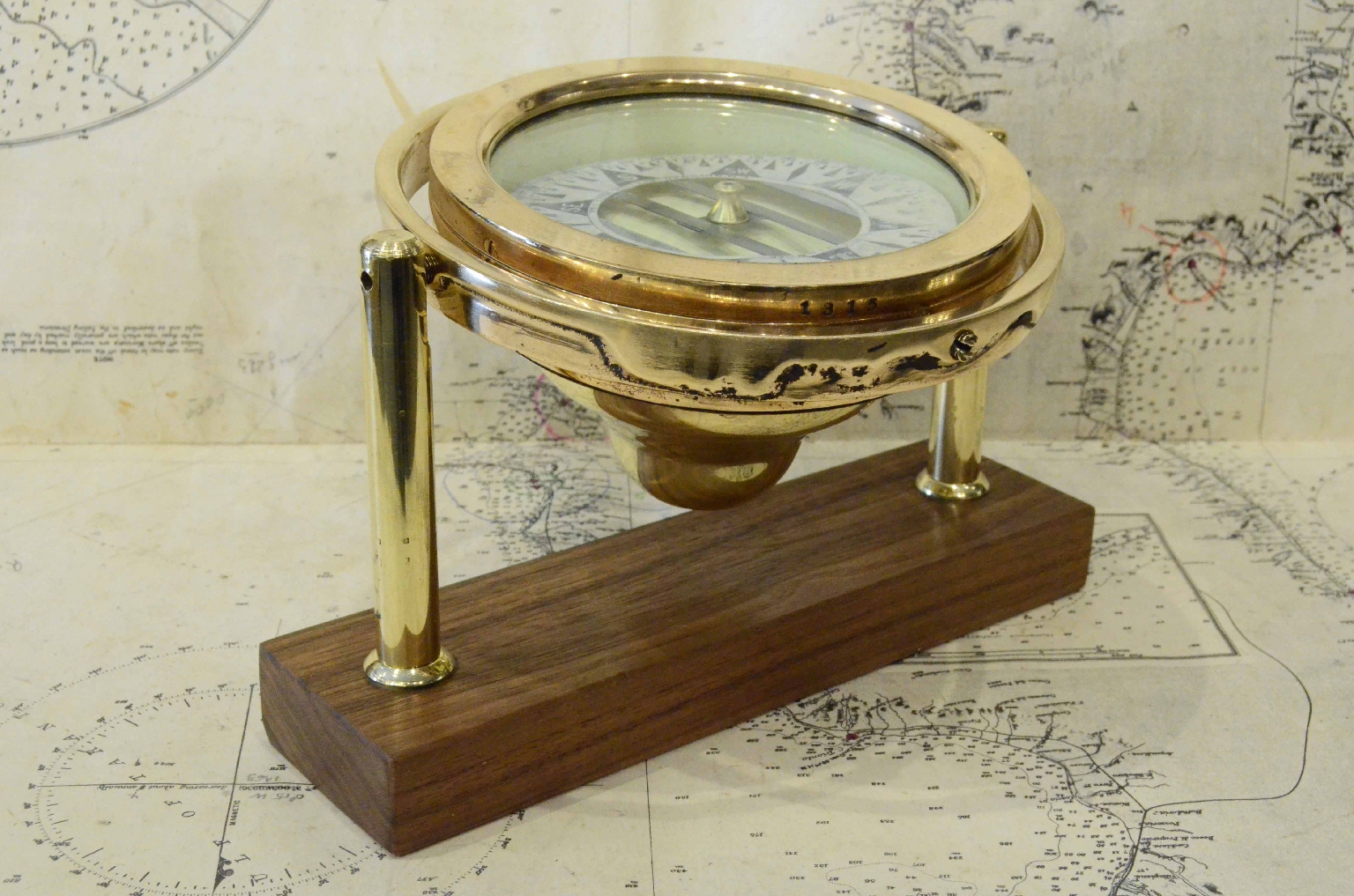 Antique compasses/7573-Nautical Compass