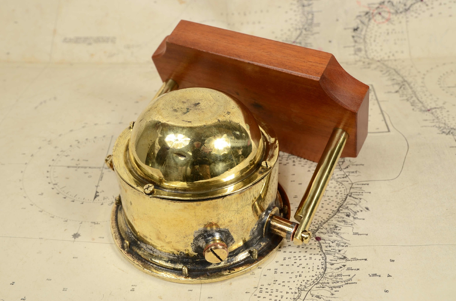 Antique compasses/7590-Nautical Compass