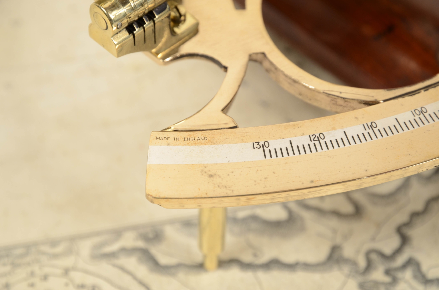 Nautical antiques/7620-Antique Sextant