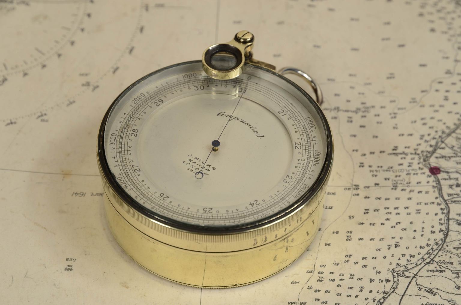 Antique measuring instruments/7658-Barometric Altimeter