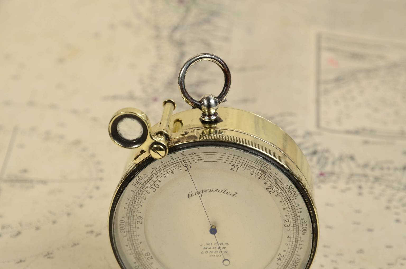 Antique measuring instruments/7658-Barometric Altimeter