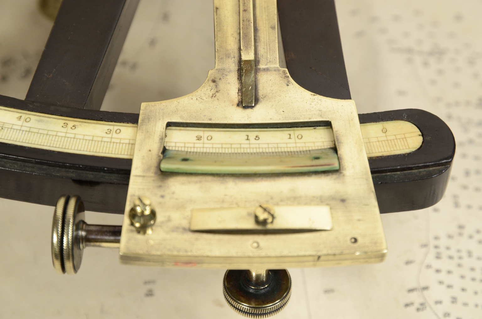 Nautical antiques/7691-Antique Octant