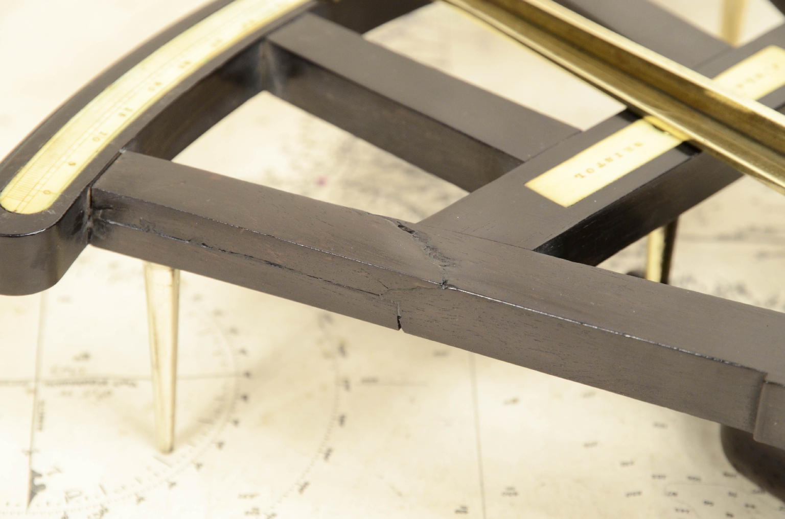 Nautical antiques/7691-Antique Octant