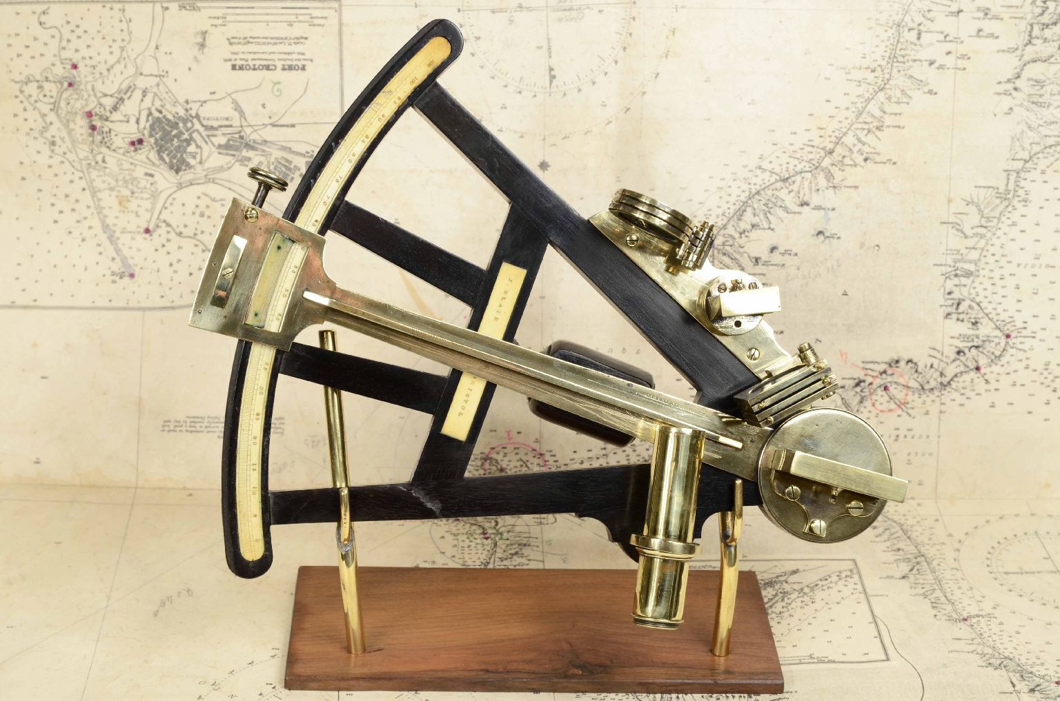 Nautical antiques/7691-Antique Octant