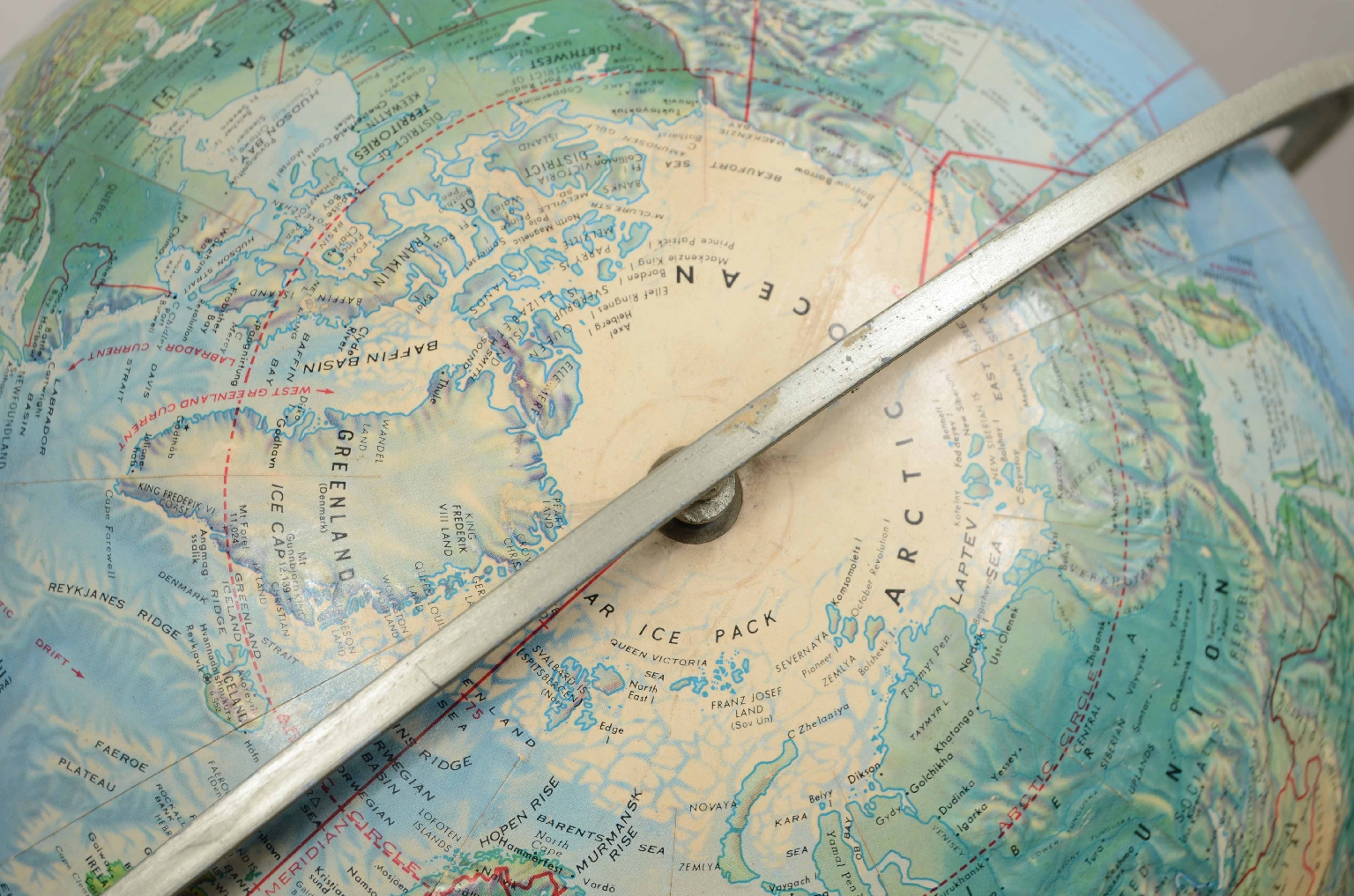 Antique globes-world maps/7889-Terrestrial Globe