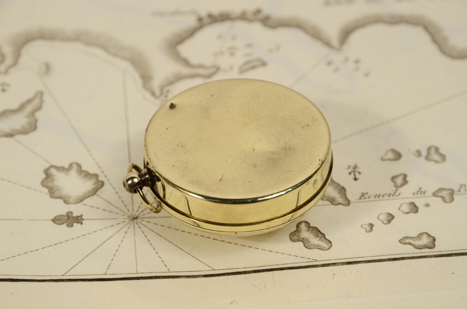 Antique compasses/7927-Compass and Sundial 