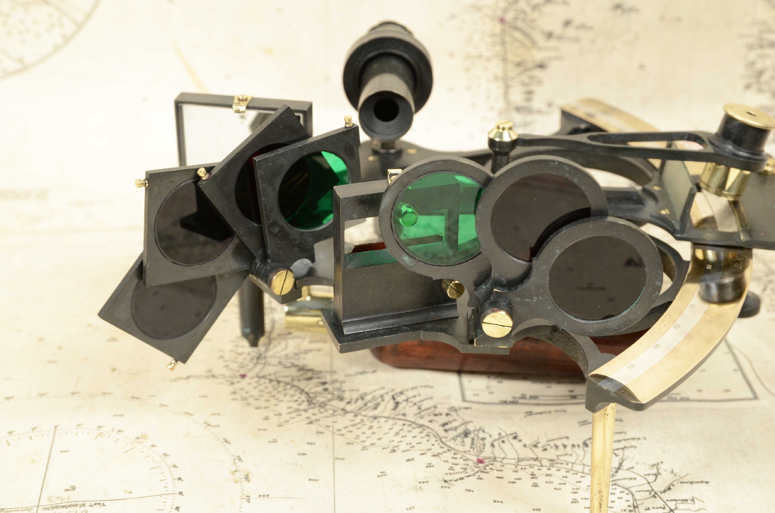 Nautical antiques/7932-Antique Sextant