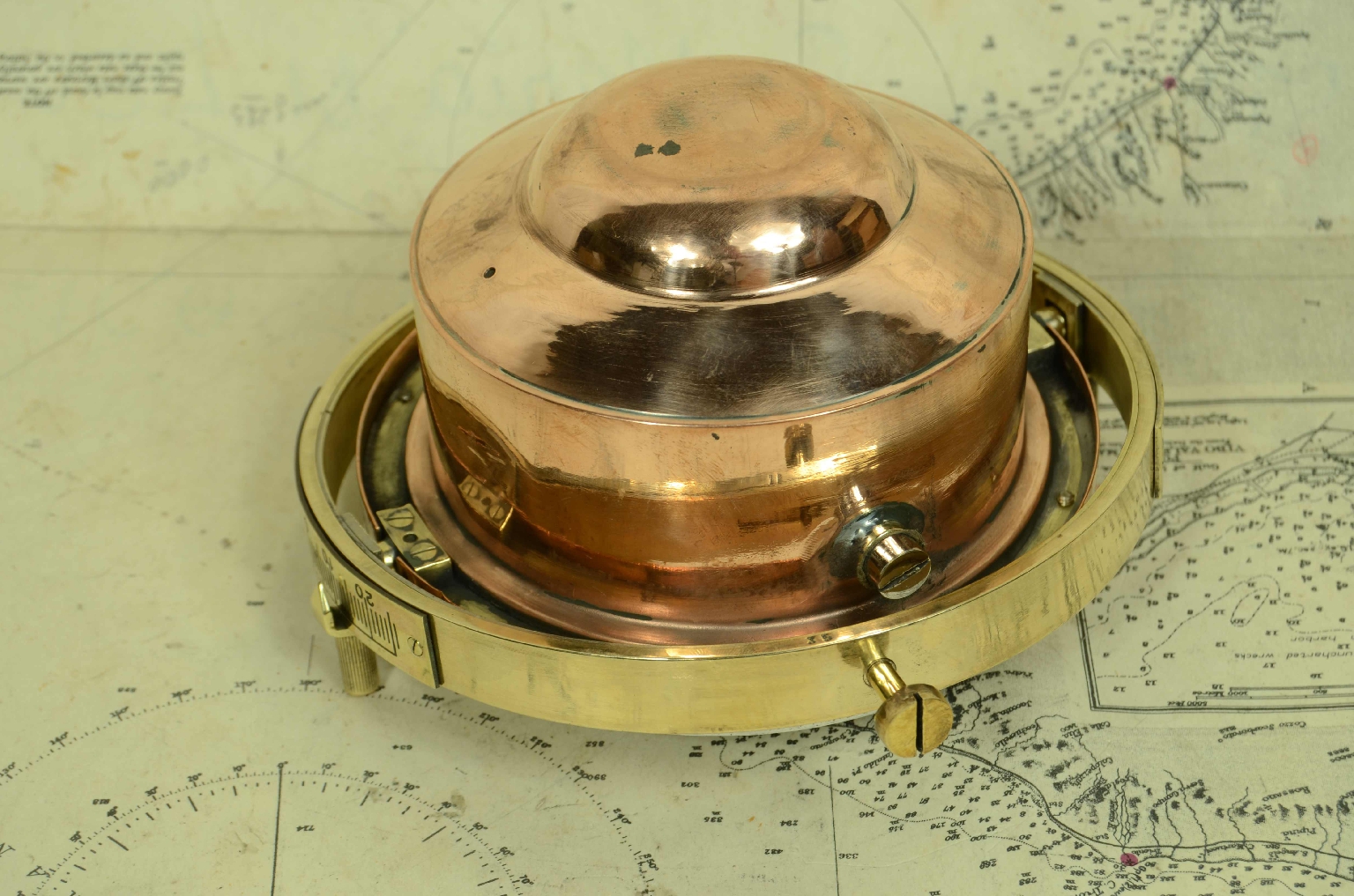 Antique compasses/7945-Nautical Compass