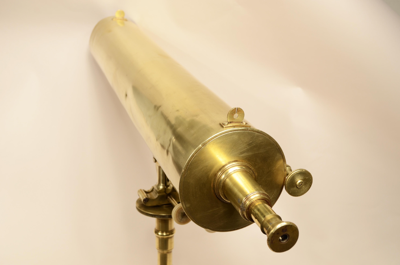 Antique astronomical instruments/8007-Refractor Telescope