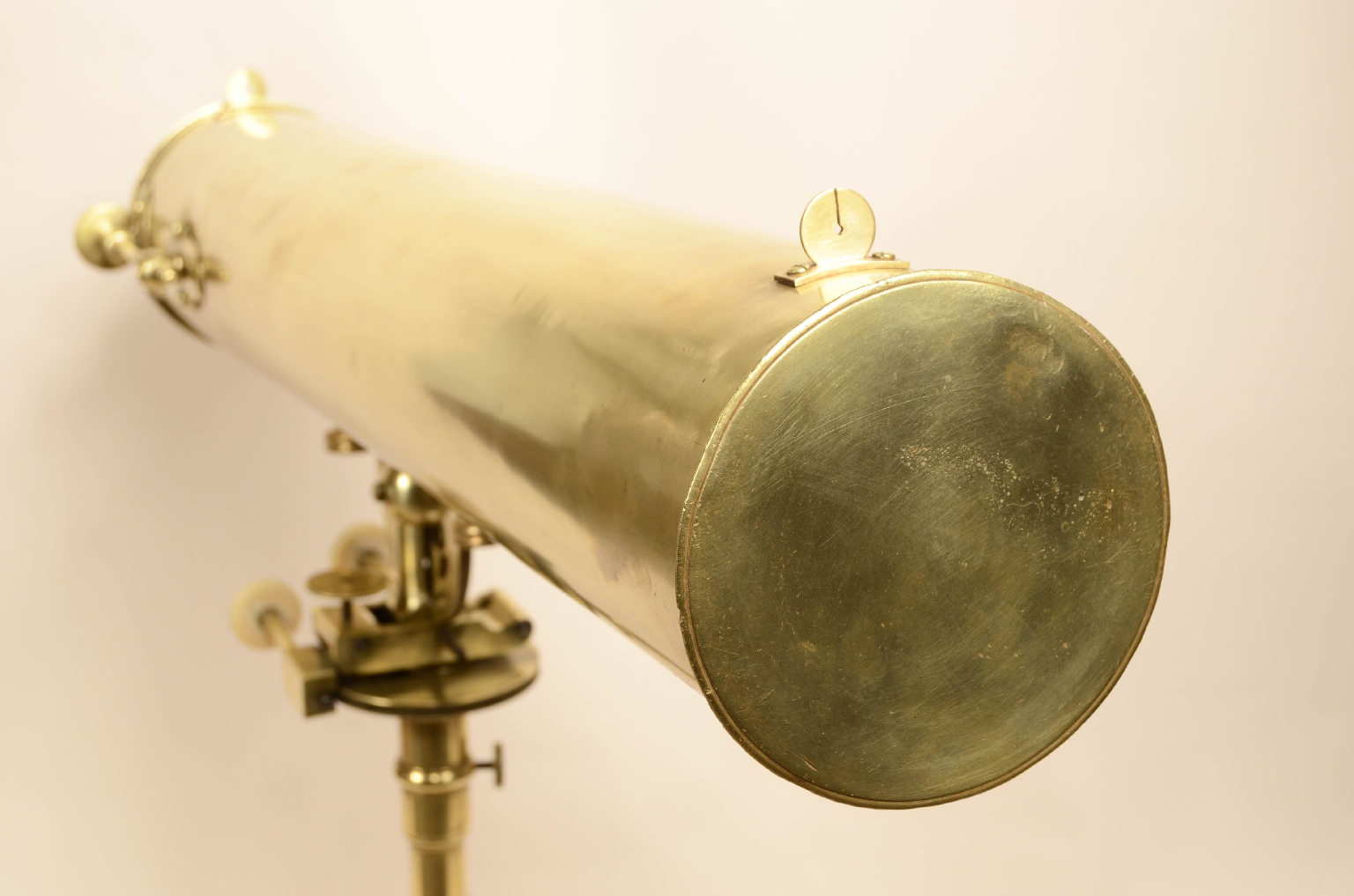 Antique astronomical instruments/8007-Refractor Telescope