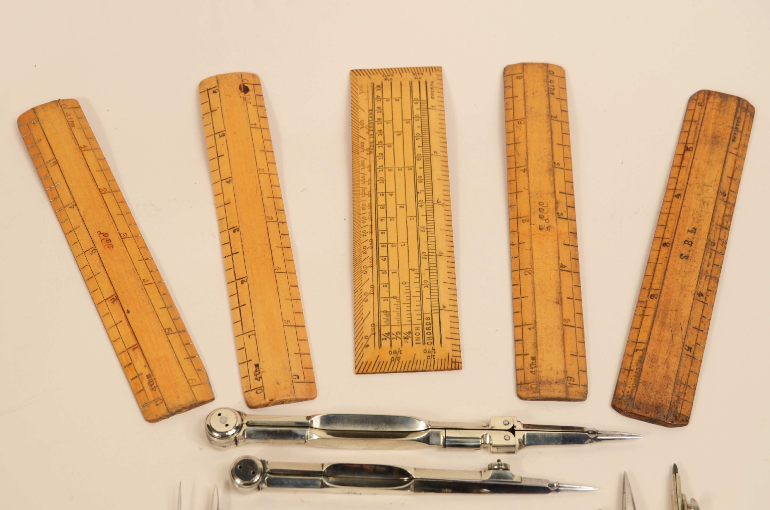 Antique measuring instruments/8031-Box of Compasses