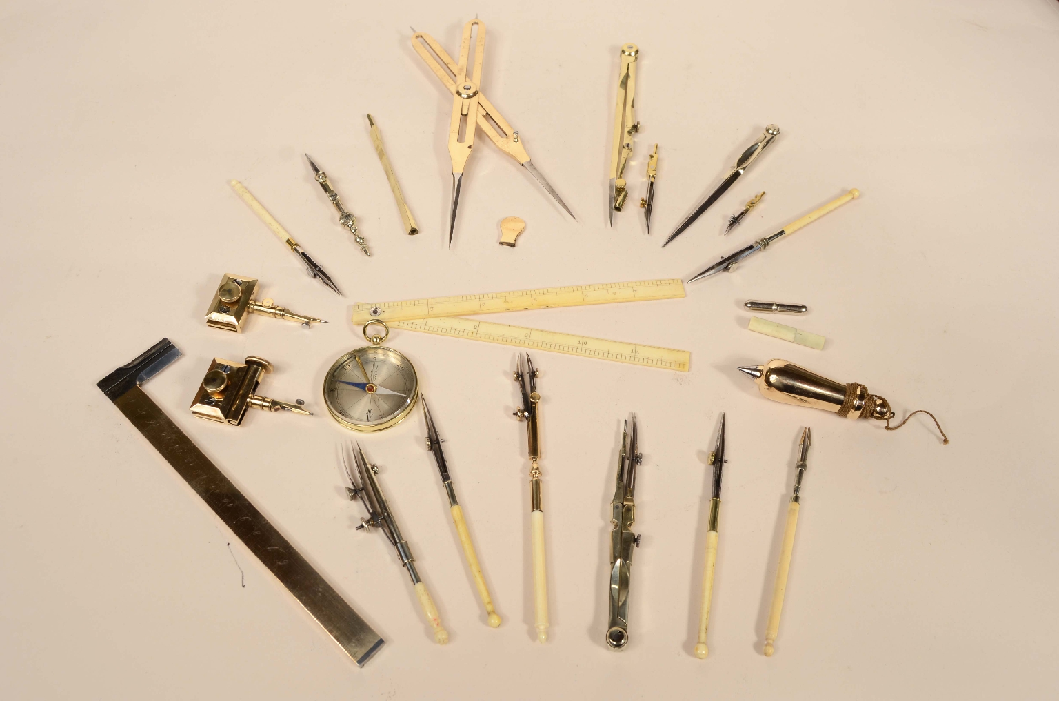 Antique measuring instruments/8031a-Compass Box