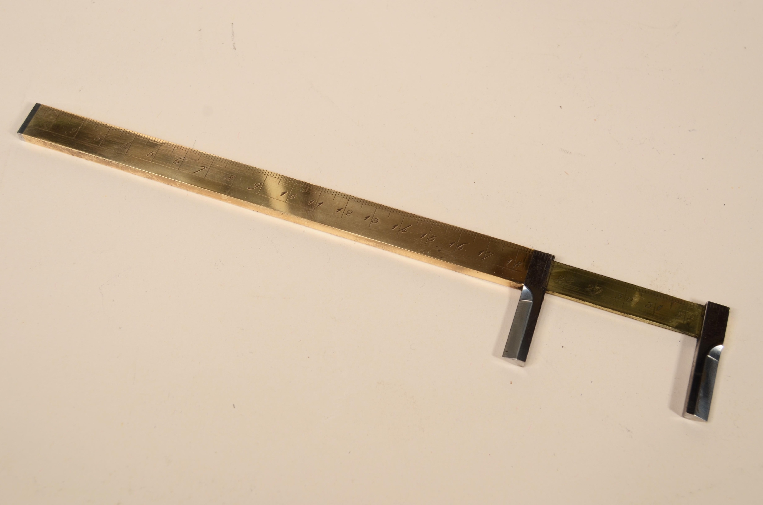 Strumenti di misura antichi/8031a-Scatola Compassi