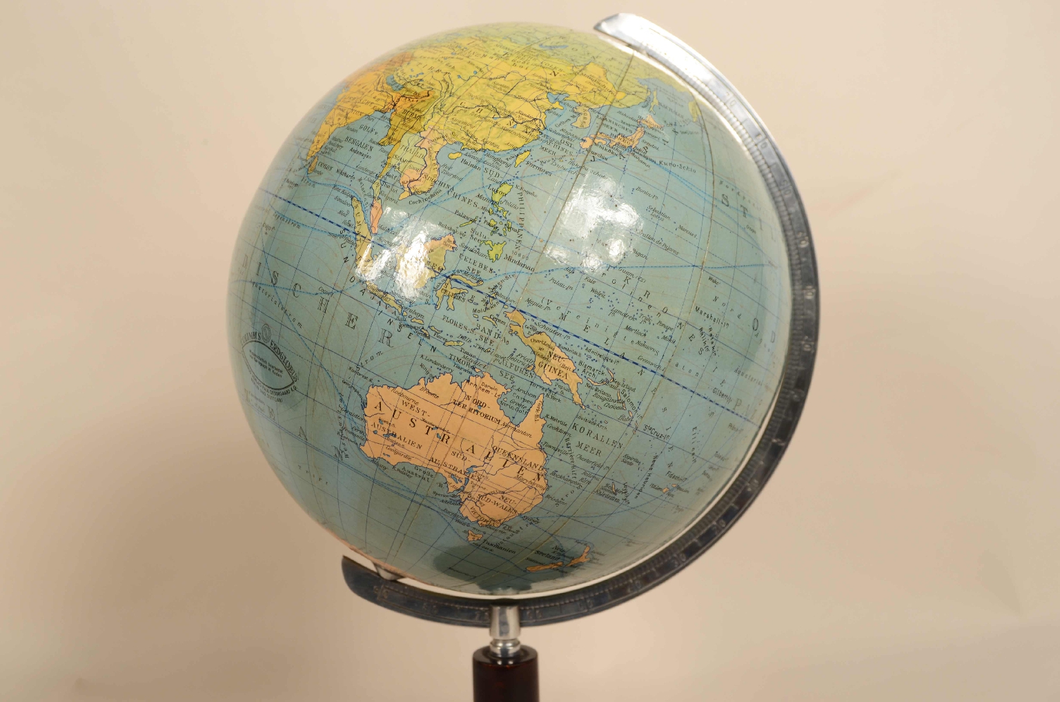 Antique globes-world maps/8046-Terrestrial Globe
