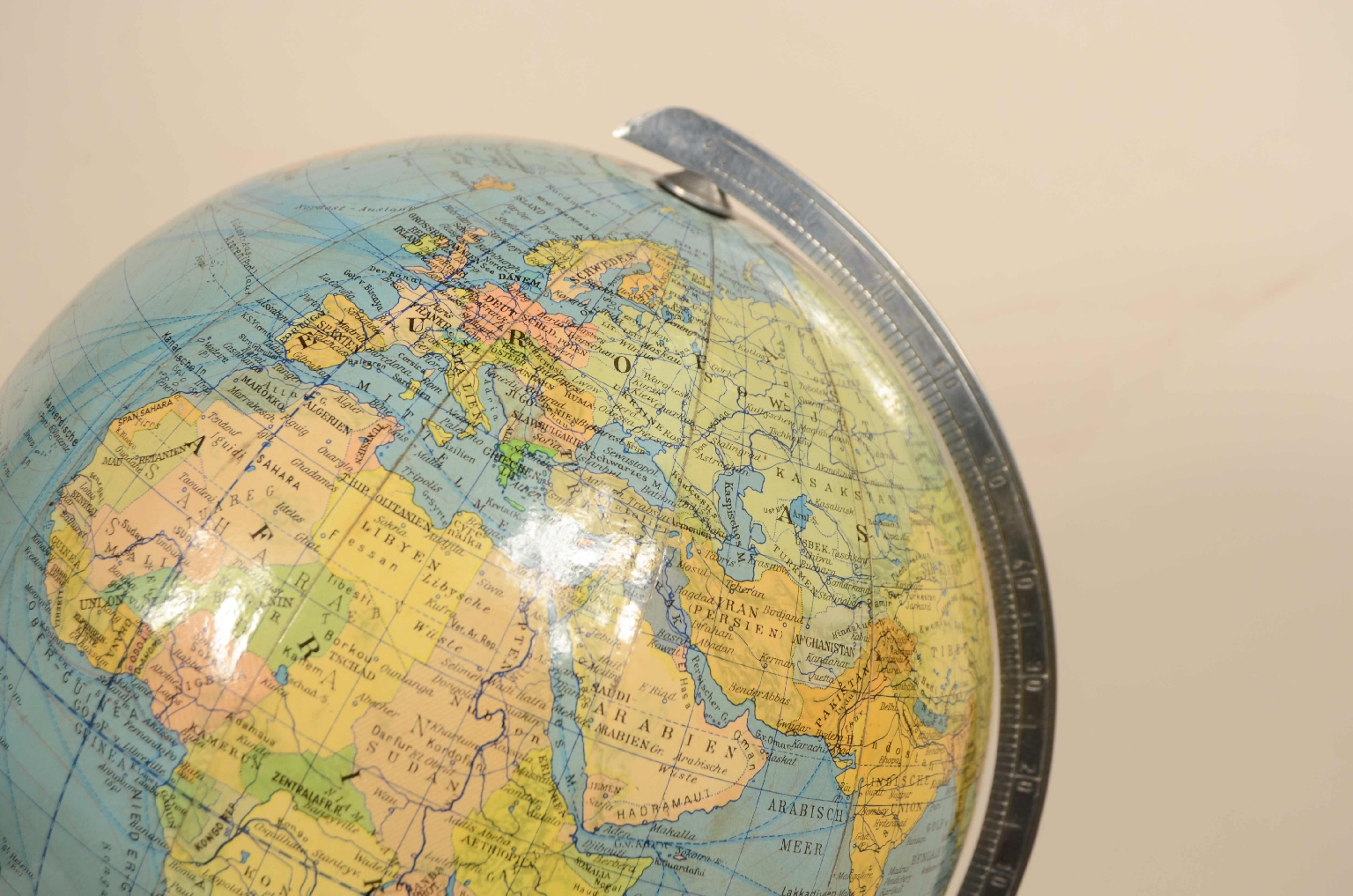 Antique globes-world maps/8046-Terrestrial Globe