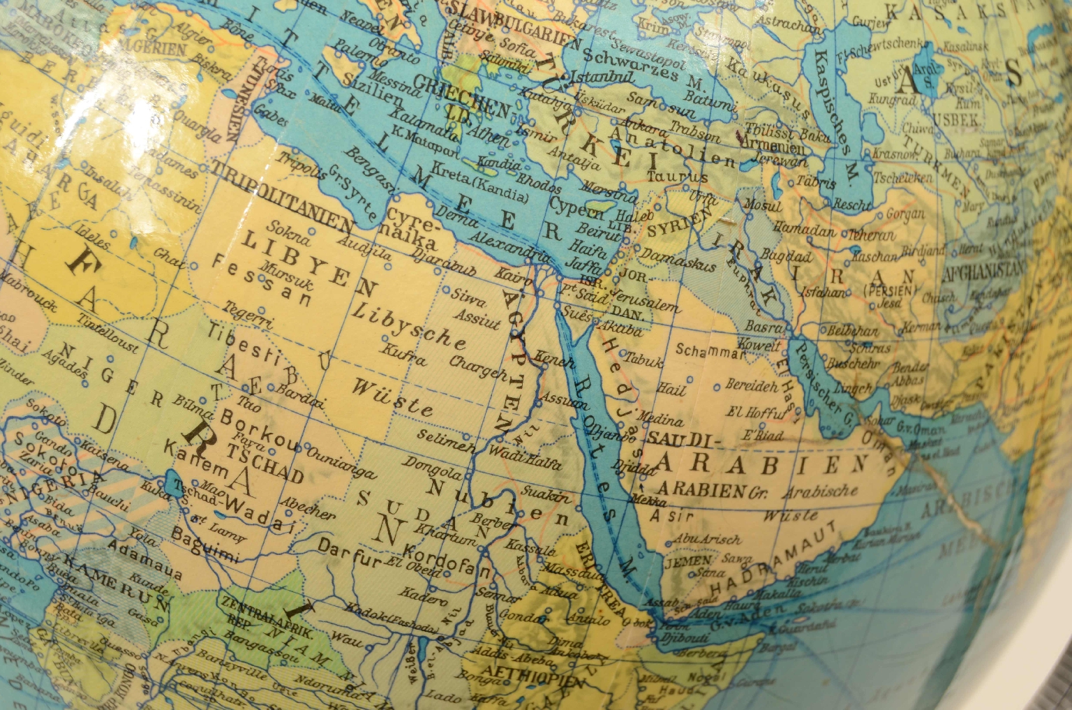 Antique globes-world maps/8049-Terrestrial Globe