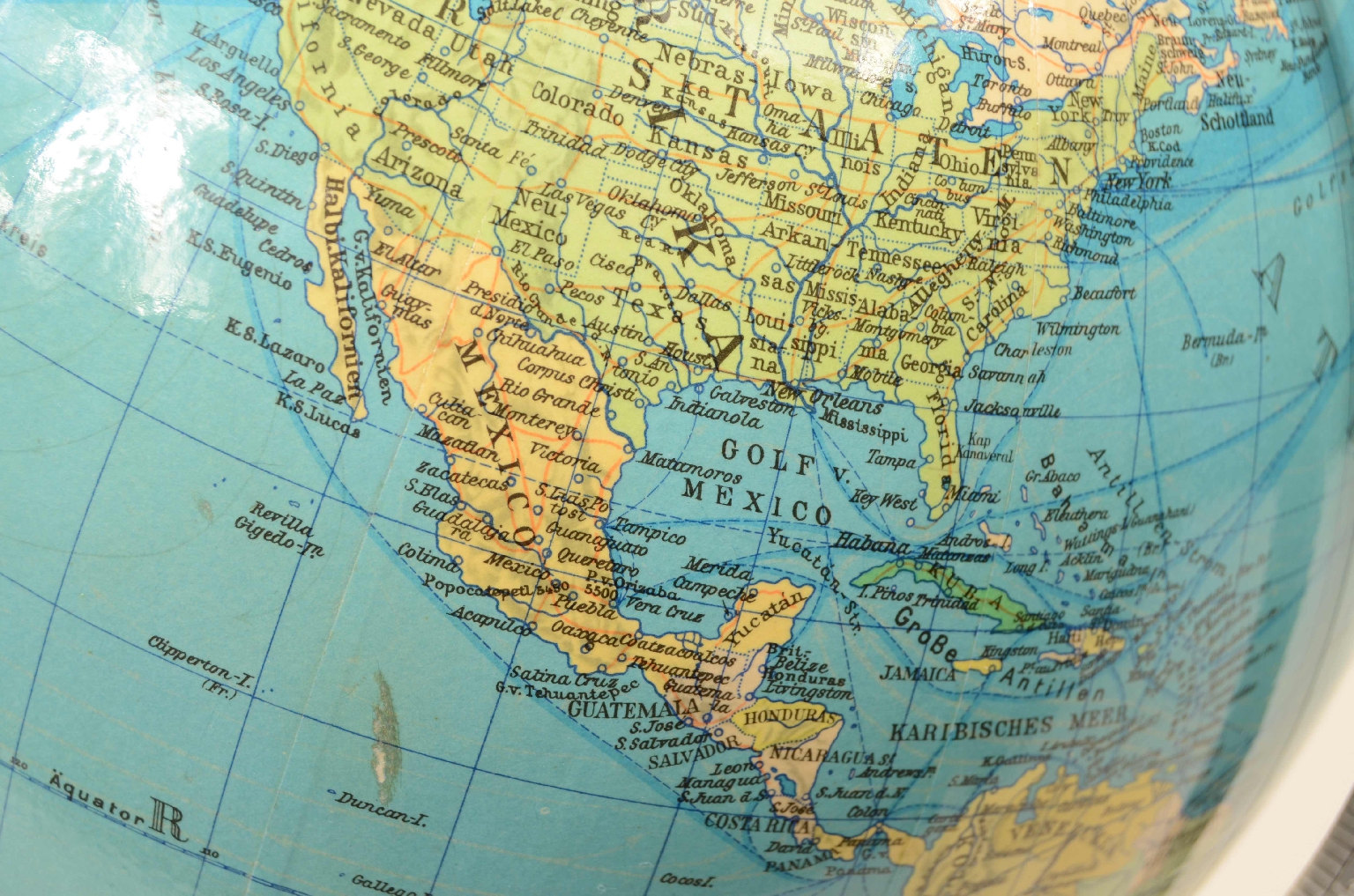 Antique globes-world maps/8049-Terrestrial Globe