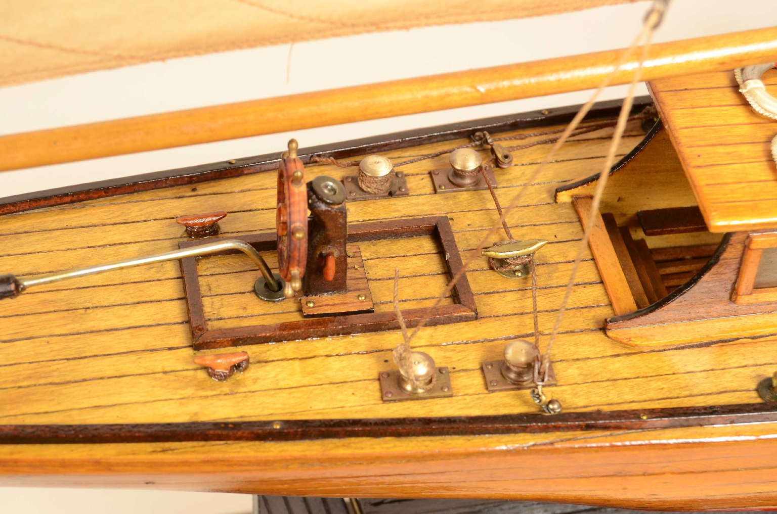 Old ship models/8092-Scale Model Sloop