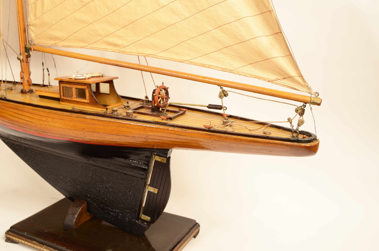 Old ship models/8092-Scale Model Sloop