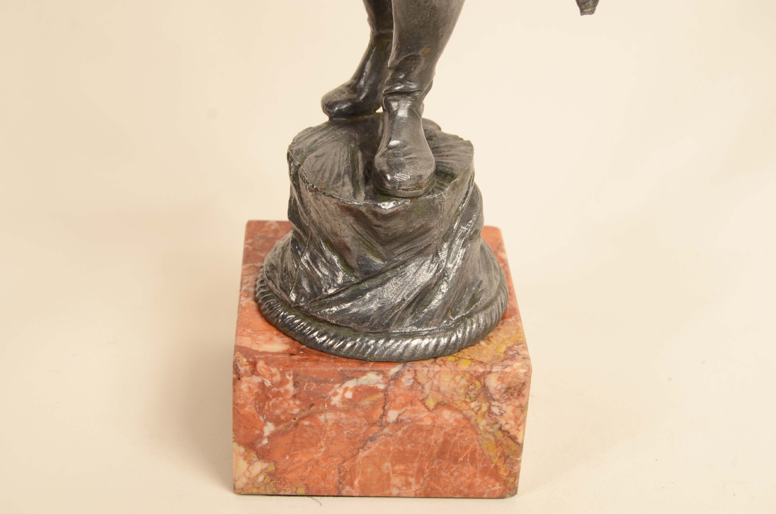 Antiquariato nautico/8095a-Scultura Marinaio