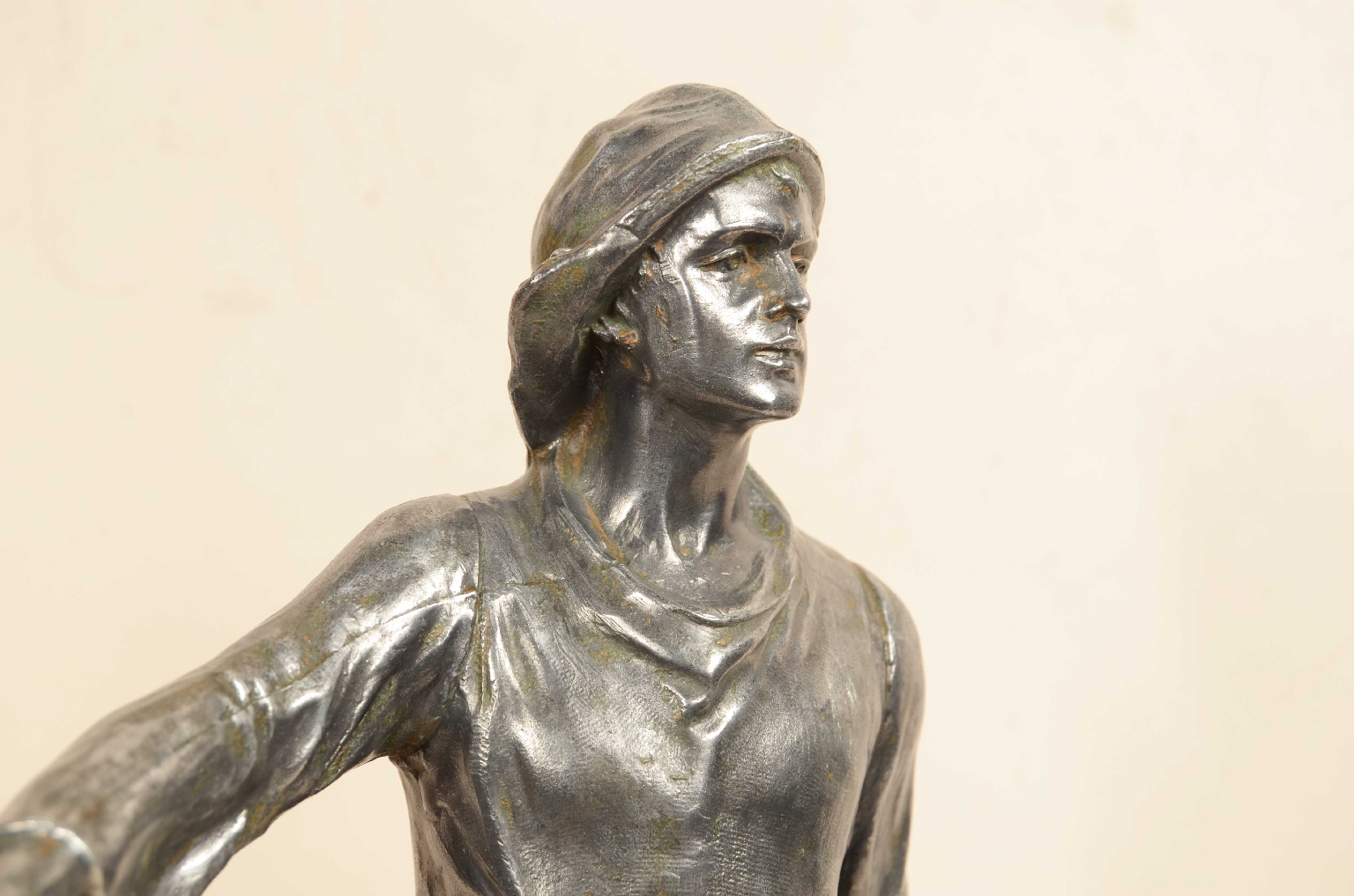 Antiquariato nautico/8095a-Scultura Marinaio