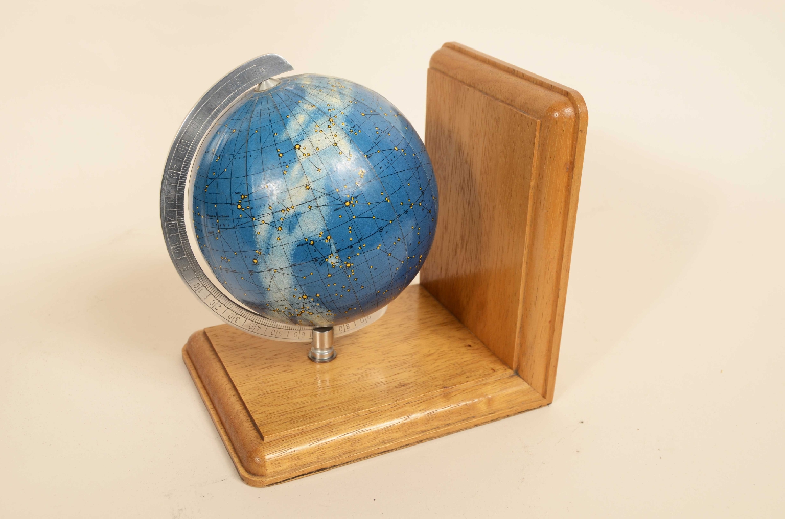 Antique globes-world maps/8102-Pair of bookends