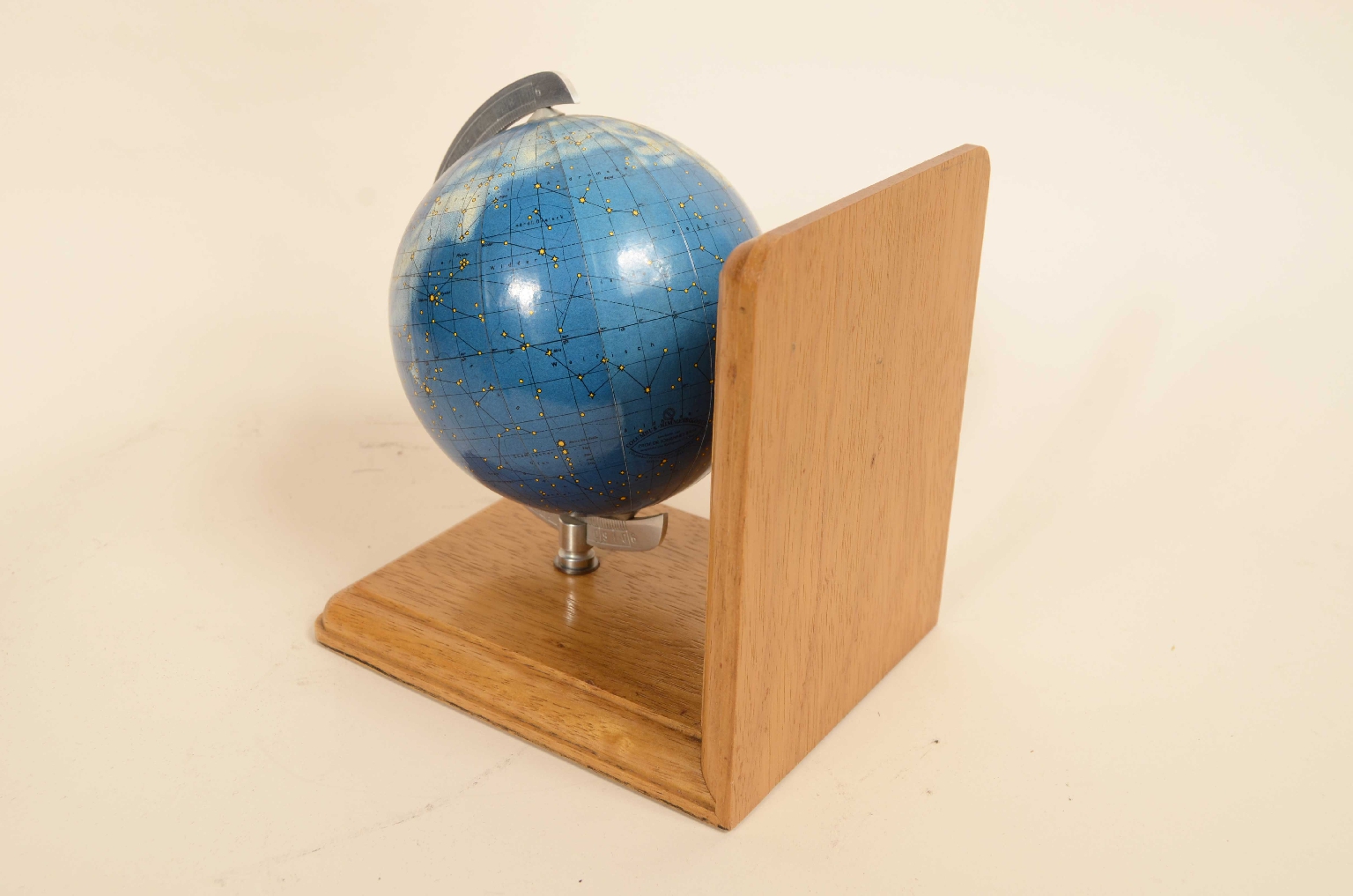 Antique globes-world maps/8102-Pair of bookends