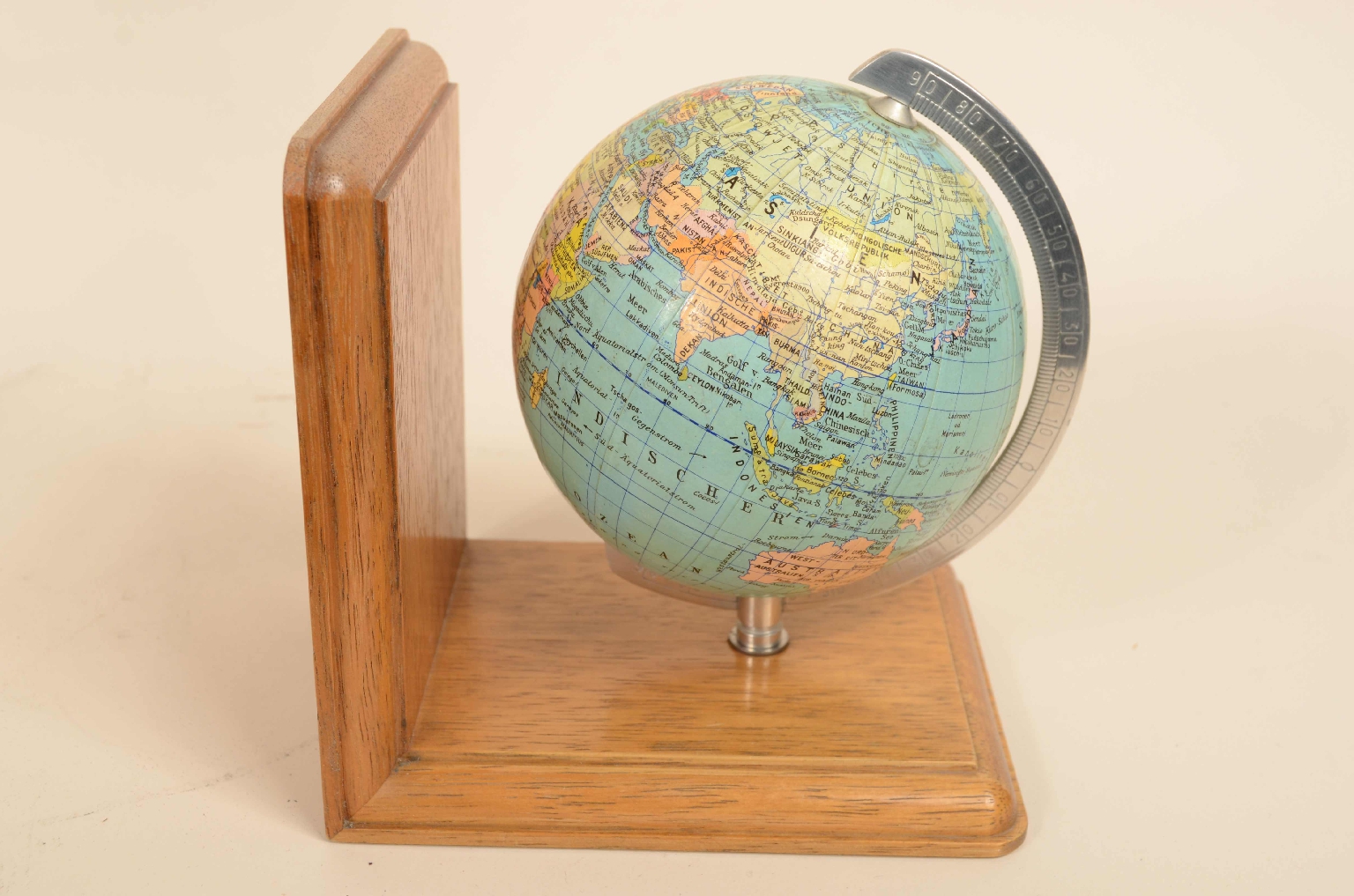 Antique globes-world maps/8102-Pair of bookends