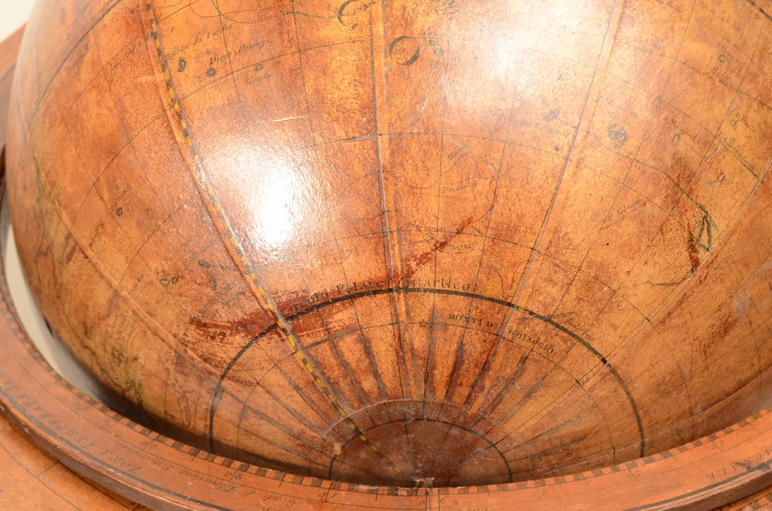 Antique globes-world maps/8104-Terrestrial Globe